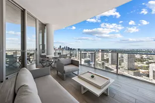 851 NE 1st, Miami, FL 33132 - Photo 16