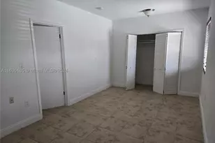 961 E 32nd, Hialeah, FL 33013 - Photo 12