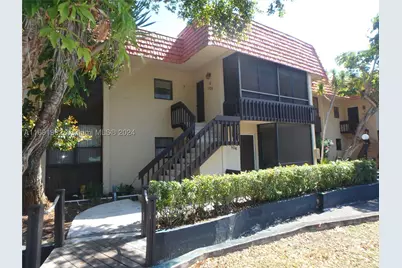740 NE 199th #206G, Miami, FL 33179 - Photo 12