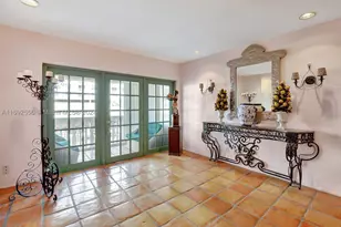 450 Paradise Isle, Hallandale Beach, FL 33009 - Photo 8