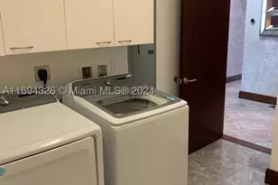 16001 Collins, Sunny Isles Beach, FL 33160 - Photo 36