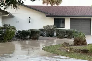 6205 Jacaranda, Tamarac, FL 33319 - Photo 22
