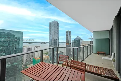 1300 S Miami #3704, Miami, FL 33130 - Photo 32