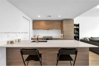 1300 S Miami #3704, Miami, FL 33130 - Photo 10