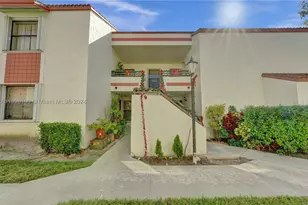 1104 N Hiatus, Pembroke Pines, FL 33026 - Photo 24