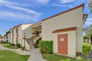1104 N Hiatus, Pembroke Pines, FL 33026 - Photo 26