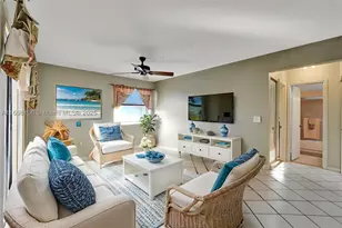 1104 N Hiatus, Pembroke Pines, FL 33026 - Photo 2