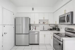 5700 Collins, Miami Beach, FL 33140 - Photo 10
