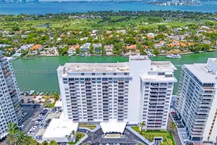 5700 Collins, Miami Beach, FL 33140 - Photo 2