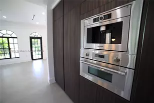 1345 Hollywood, Hollywood, FL 33019 - Photo 12