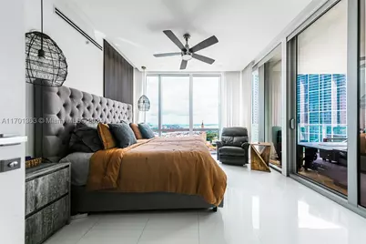 851 NE 1st #2111, Miami, FL 33132 - Photo 10