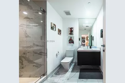 851 NE 1st #2111, Miami, FL 33132 - Photo 20