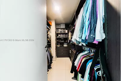 851 NE 1st #2111, Miami, FL 33132 - Photo 14