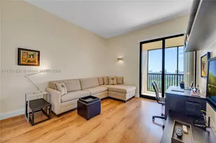 20379 W Country Club, Aventura, FL 33180 - Photo 12
