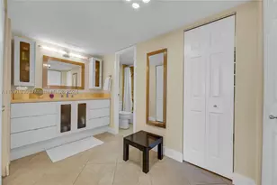 20379 W Country Club, Aventura, FL 33180 - Photo 10