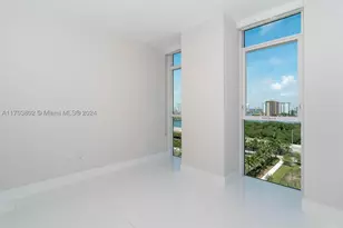 400 Sunny Isles, Sunny Isles Beach, FL 33160 - Photo 24