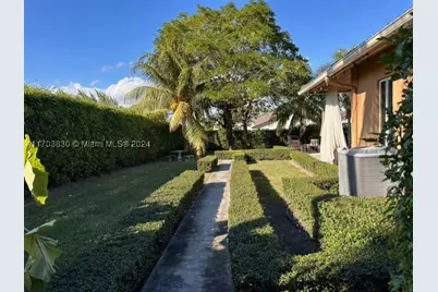 10601 SW 128th, Miami, FL 33176 - Photo 4