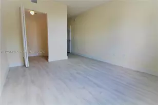 17150 N Bay, Sunny Isles Beach, FL 33160 - Photo 26