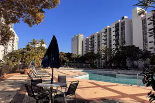 16919 N Bay, Sunny Isles Beach, FL 33160 - Photo 20