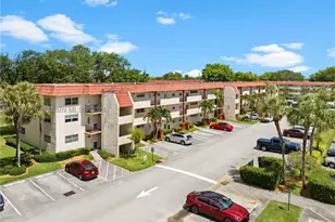 711 S Hollybrook, Pembroke Pines, FL 33025 - Photo 2