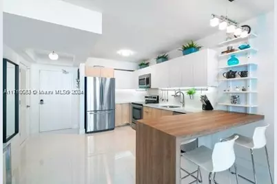 100 Lincoln #739, Miami Beach, FL 33139 - Photo 8