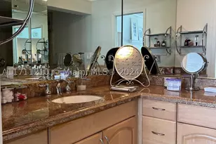 100 Lincoln, Miami Beach, FL 33139 - Photo 32