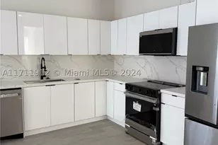 210 SE 10th, Hallandale Beach, FL 33009 - Photo 12