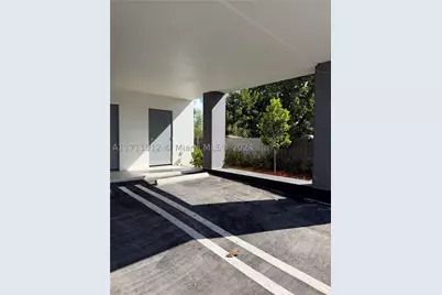 210 SE 10th, Hallandale Beach, FL 33009 - Photo 24