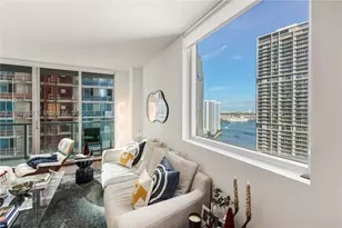 55 SE 6th, Miami, FL 33131 - Photo 6