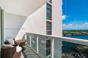 20515 E Country Club, Aventura, FL 33180 - Photo 4