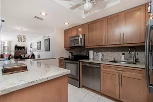 20515 E Country Club, Aventura, FL 33180 - Photo 12