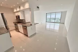 1000 W, Miami Beach, FL 33139 - Photo 20