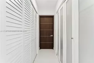 3700 Island, Aventura, FL 33160 - Photo 14