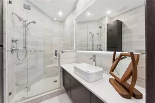 3700 Island, Aventura, FL 33160 - Photo 16