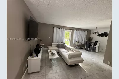 8710 SW 3rd #104, Pembroke Pines, FL 33025 - Photo 12