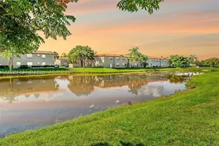 8710 SW 3rd, Pembroke Pines, FL 33025 - Photo 38