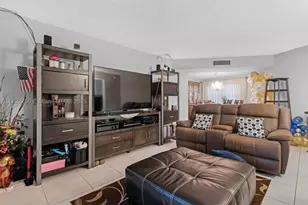 4000 NW 44th, Lauderdale Lakes, FL 33319 - Photo 10