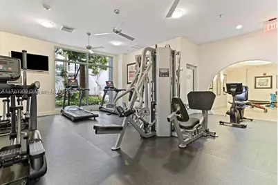 1830 Radius #516, Hollywood, FL 33020 - Photo 12