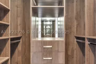50 Biscayne, Miami, FL 33132 - Photo 22
