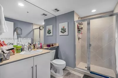 325 S Biscayne #3726, Miami, FL 33131 - Photo 16