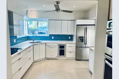 7549 Adventure, North Bay Village, FL 33141 - Photo 40