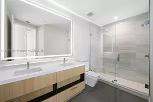 851 NE 1st, Miami, FL 33132 - Photo 24