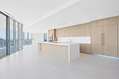 851 NE 1st #PH 5411, Miami, FL 33132 - Photo 8