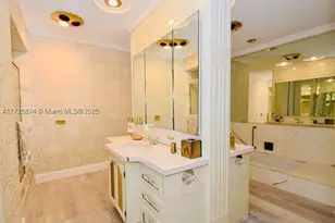 12 Isla Bahia, Fort Lauderdale, FL 33316 - Photo 32