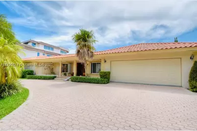 12 Isla Bahia, Fort Lauderdale, FL 33316 - Photo 1