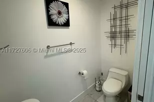 1040 Biscayne, Miami, FL 33132 - Photo 10