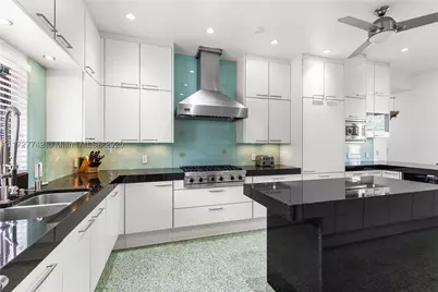 1181 S Alhambra, Coral Gables, FL 33146 - Photo 12