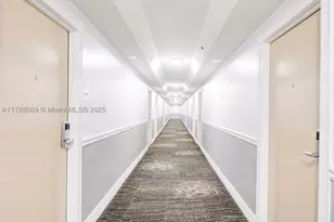 19201 Collins, Sunny Isles Beach, FL 33160 - Photo 30