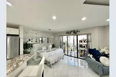 6655 W Broward #201, Plantation, FL 33317 - Photo 18