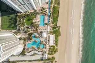 18001 Collins, Sunny Isles Beach, FL 33160 - Photo 4